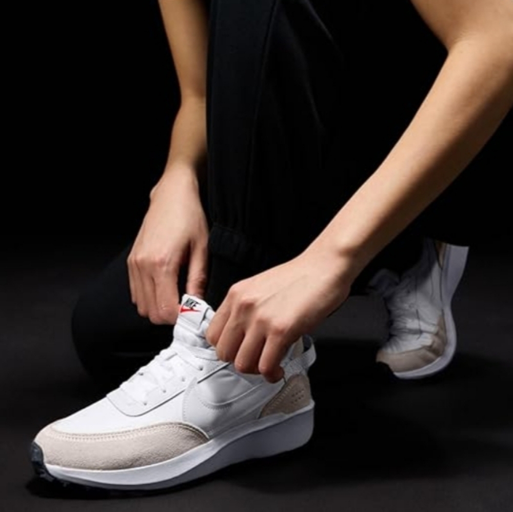 NWT Nike Waffle Debut Shoes